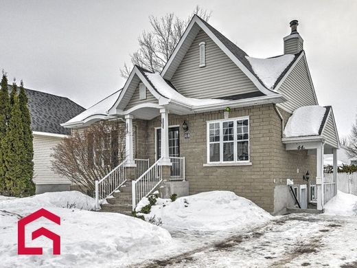 Country House in Blainville, Laurentides