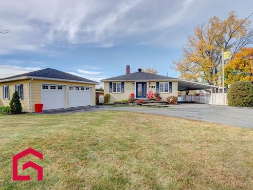 Casa de campo en Saint-Denis-sur-Richelieu, Montérégie