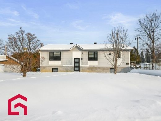 Landsitz in Châteauguay, Montérégie