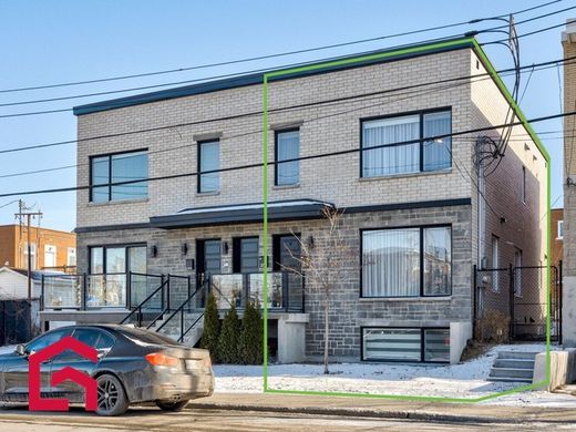 Landsitz in Montreal, City of Montréal