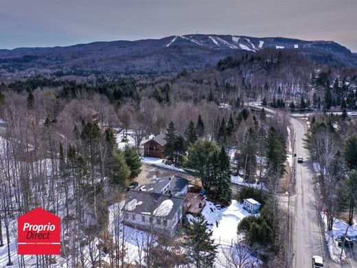 Country House in Sainte-Adèle, Laurentides