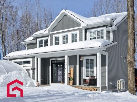 Casale a Saint-Lazare, Montérégie