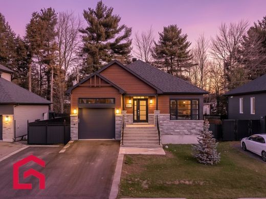 Country House in Saint-Lin-Laurentides, Lanaudière