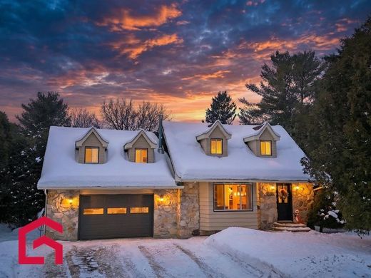Country House in Blainville, Laurentides