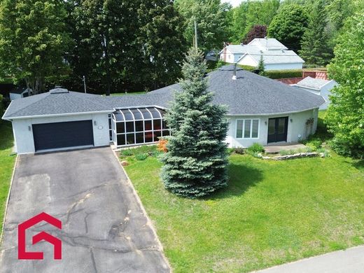 Country House in Trois-Rivières, Mauricie