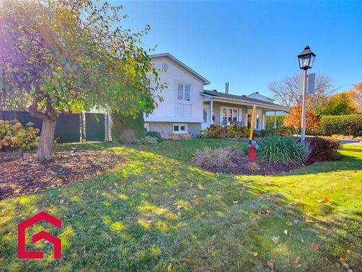 Country House in Chambly, Montérégie