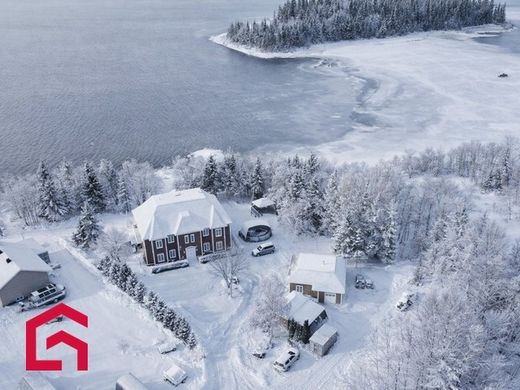 Casa de campo en Val-d'Or, Abitibi-Témiscamingue