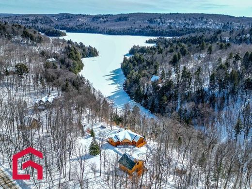 Landsitz in Wentworth-Nord, Laurentides