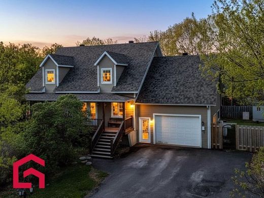 Köy evi Sainte-Sophie, Laurentides