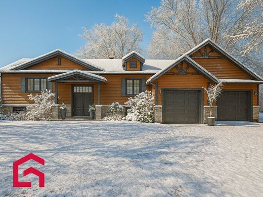 منزل ريفي ﻓﻲ Saint-Charles-sur-Richelieu, Montérégie