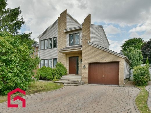 Landsitz in Fabreville, City of Montréal