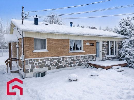 Propriété de campagne à Saint-Jérôme, Laurentides