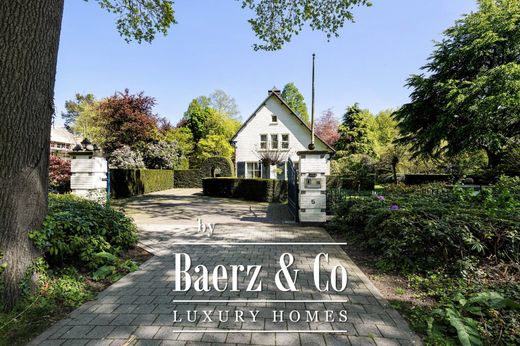 Luxury home in Waalwijk, Gemeente Waalwijk