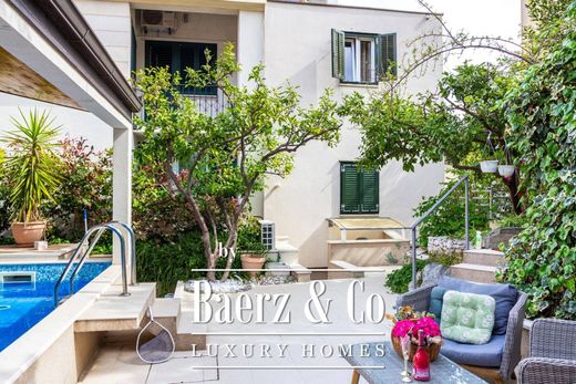 Twee-onder-een-kapwoning in Split, Grad Split