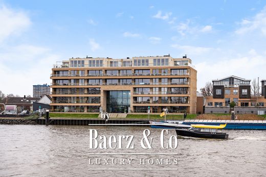 Пентхаус, Krimpen aan den IJssel, Gemeente Krimpen aan den IJssel