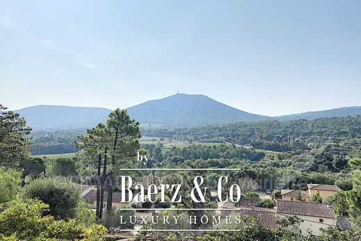 Le Plan-de-la-Tour, Varの高級住宅