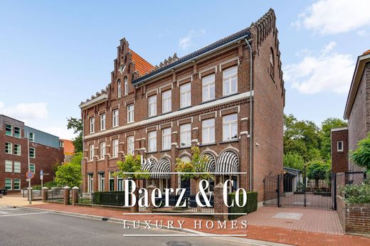 Herenhuis in Roermond, Gemeente Roermond