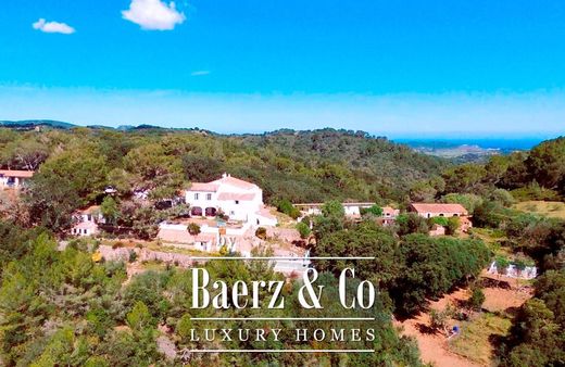 Rural or Farmhouse in Mercadal, Province of Balearic Islands