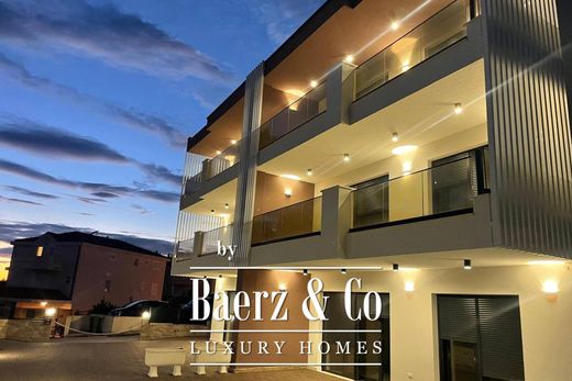 Chalet Pareado en Baška Voda, Split-Dalmatia