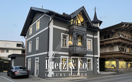Casa di città a Sankt Johann in Tirol, Politischer Bezirk Kitzbühel