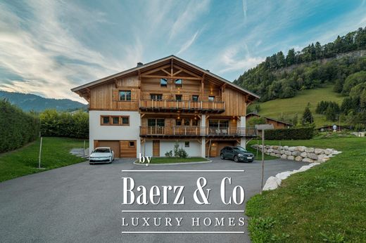 Praz-sur-Arly, Haute-Savoieの高級住宅