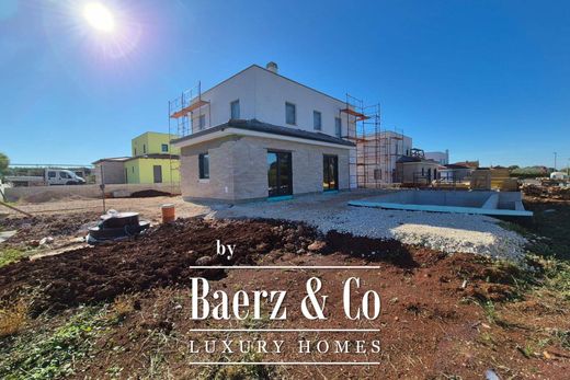 Casa di città a Parenzo, Grad Poreč