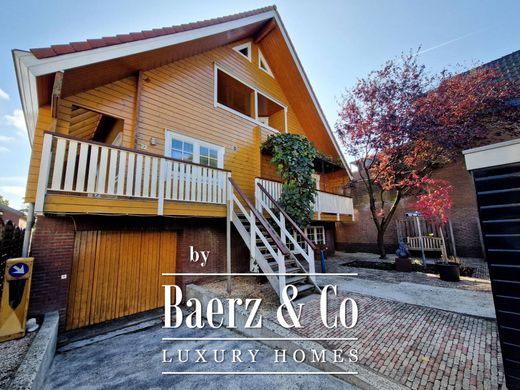 Villa in Mijdrecht, Gemeente De Ronde Venen