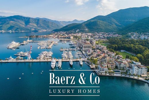 Penthouse w Tivat