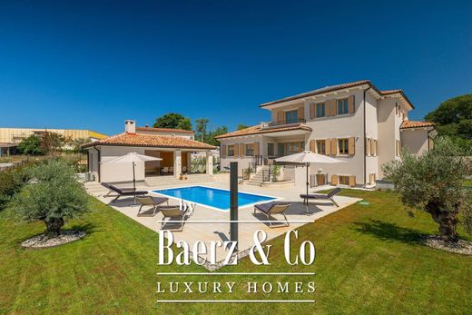 Villa for sale in Rovinj