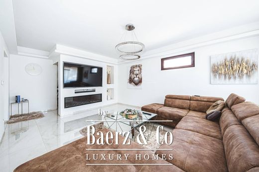 Casa adosada en Stenjevec, Grad Zagreb