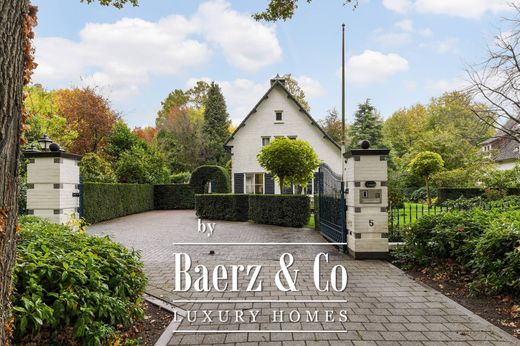 Luxury home in Waalwijk, Gemeente Waalwijk