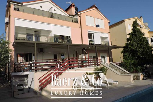 Luxury home in Vodnjan, Grad Vodnjan