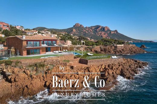 Luxury home in Agay, Var