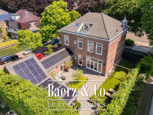 Herrenhaus in Lisse, Gemeente Lisse