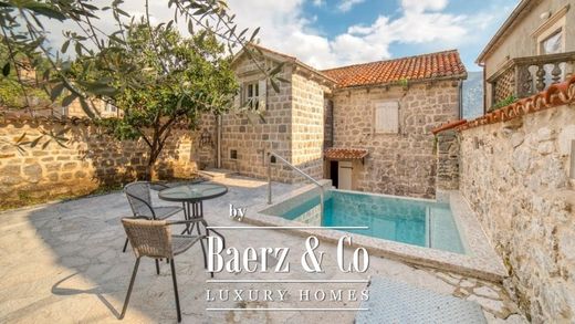 Villa in Kotor