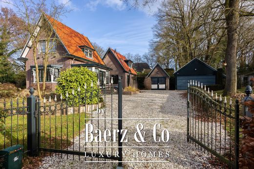 Villa in Hoog Soeren, Gemeente Apeldoorn