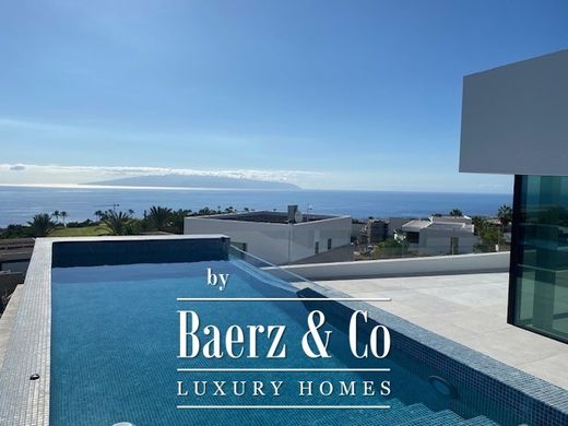 Villa in Guía de Isora, Province of Santa Cruz de Tenerife