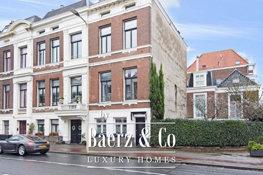 قصر ﻓﻲ لاهاي, Gemeente Den Haag