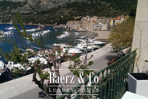 ‏בתי יוקרה ב  Komiža, Town of Komiža