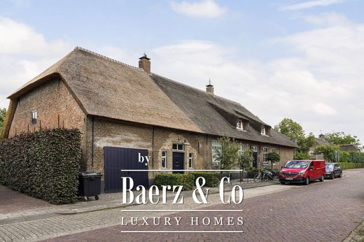 Maison de luxe à Sprang-Capelle, Gemeente Waalwijk