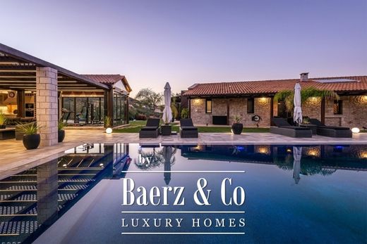 Casa Unifamiliare a Napoli di Romania, Nomós Argolídos