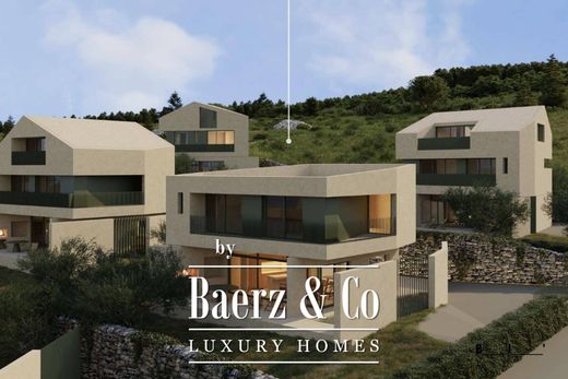 Townhouse in Sutivan, Split-Dalmatia