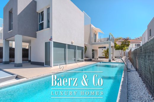 Villa in Playa Paraiso, Province of Santa Cruz de Tenerife