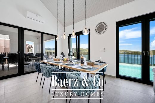 Villa en Šibenik, Grad Šibenik