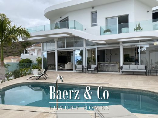 Villa in Adeje, Province of Santa Cruz de Tenerife