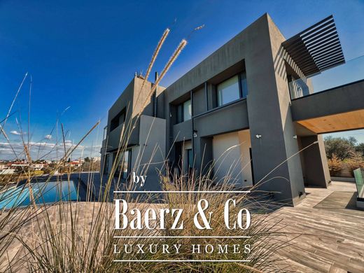 Villa a Corinto, Nomós Korinthías