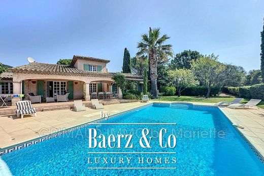 ‏וילה ב  Le Plan-de-la-Tour, Var