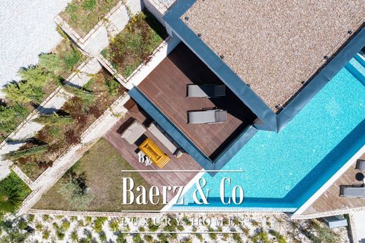 Villa for sale in Primošten