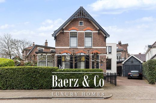 Villa in Apeldoorn, Gemeente Apeldoorn