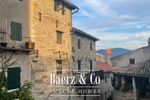 Casa di città a Buzet, Grad Buzet